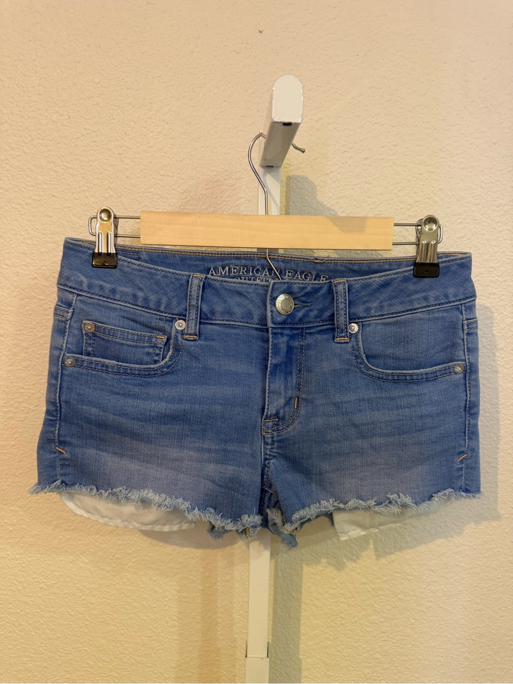 American Eagle Outfitters Light Blue Frayed Cut Off Denim Shorts